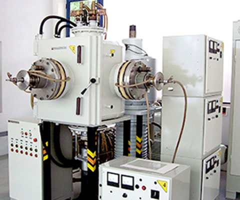 Vacuum plant for three-component multilayer coating deposition by electro-arc evaporation