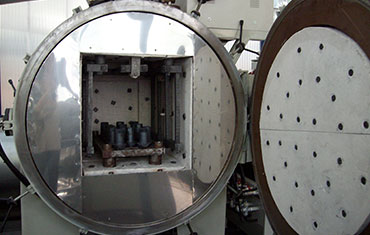 Technovacsystem Ltd. disposes with manufacturing sectors where are mounted vacuum furnaces and plants – own development, serving as a demonstration of the technological possibilities, as well as for undertaking commissions from customers in heat treatment, chemical-heat treatment, coating deposition and manufacturing diamond tools.